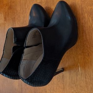 Booties high heels size 5.5